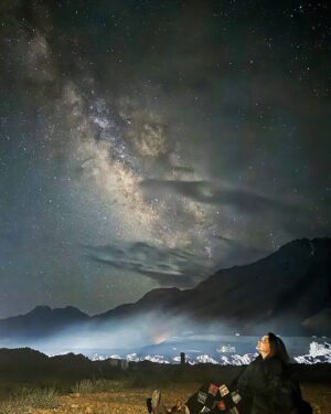 Adaa Khan Instagram - Milky Way vibes and cosmic nights 🚀🌠
“SPITI you are Magical”
.
.

Thank you @arceducators for this beautiful experience ♥️🔭
#stargazing #spitivalley #travelphotography #adaakhan #bucketlist #travelholic #iphone15
