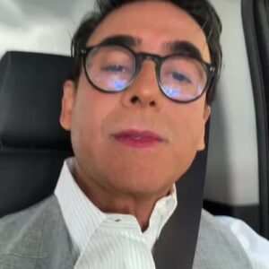 Adal Ramones Instagram - En un momento más LA BROMA COMPLETA x aquí a @paolaramones 

Tipo 10:30 am HOY 

@otravezpapa.mx 

@lagranaudiencia 
@viaproduccionesmx