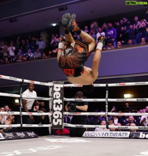 Adam Azim Instagram - European champion baby🇪🇺 Allhumdillah what a achievement to win the European title in just 10 fights, fastest person to do it in Britain at just 21 years old, one for the books. Massive shout to everyone that came out and supported me what an unbelievable night!

-

Big shout out to my team.

Big 2024 coming 👏

#adamazim #allhumdillah