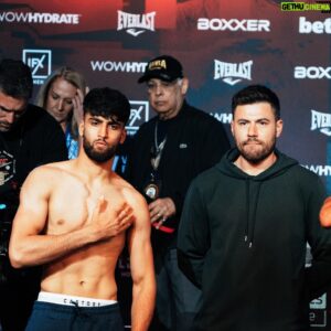 Adam Azim Instagram - All Weighed in, Alhumdulillah feeling strong, tomorrow night it’s show time… inshallah ⏳

-

-

-

#inshallah #smitheubank2 

@skysportsboxing @boxxer
