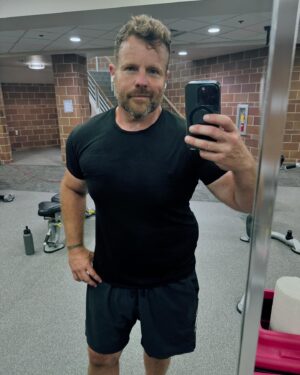 Adam Bartley Instagram - Immediate goals within sight.  Keep showing up.  Never quit.  No better investment. 💪🏽