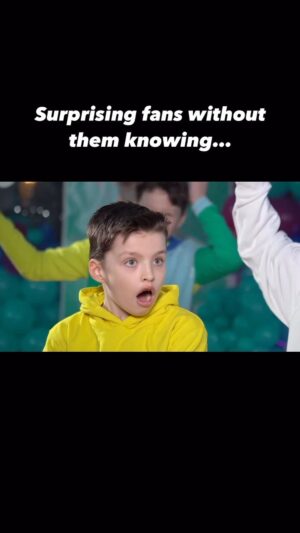 Adam Beales Instagram - They weren’t expecting that! 😂

This is what happened when my fans came for a sneak peek at my new book, not knowing I’d be there too! 🤩🥳

My new book ADAM DESTROYS THE INTERNET is out now!

#reels #surprise #emotional #wholesome #reaction