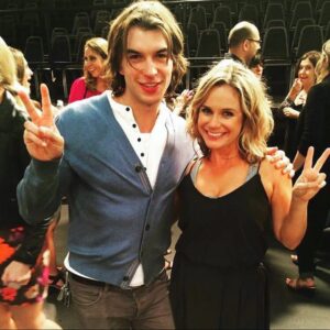 Adam Hagenbuch Instagram - Happy Birthday to @andreabarber the best TV sister I ever had! Andrea is a comic genius and she’s also the only member of the cast who wrote an episode of the show as far as I know! Crazy enough, her birthday and my real sister’s birthdays are only a couple days apart. 
Coincidence?
.
.
#fullerhouse #birthday #andreabarber