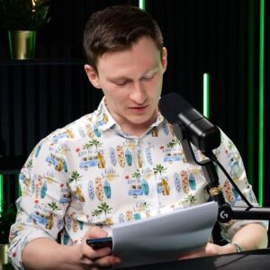 Adam Mišík Instagram - 1) Společné popochcání
2) Kontrola Urinu
3) POCHCAL - THE ORIGIN STORY
4) Prostě @adammisik 
5) Checkuju únikové východy

Nový TALK s Adamem na YT 🔥 link v biu