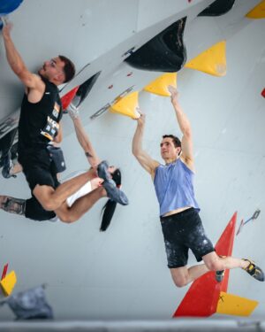 Adam Ondra Instagram - Great start to the @olympics Qualifiers event in Budapest 🇭🇺 (Hungary). Had fun on 4 boulderproblems, managed to top 2 of them 👊 And then had an epic fight on problem 4, one of the best problems I have ever climbed on a comp 👌

It was really 🔥 hot today, but I really appreciate that the venue is set in a beautiful green park that definitely helps to make the heat more bearable 👊

Check out the interim results and watch live streams - links are in BIO. 

See you tomorrow 🤜🤛

📸 by @pet.phot

#climbing #sportclimbing

@olympcsmv @horosvaz.cz @olympijskytym

@mammut_swiss1862 @lasportivagram @euroholds @mix.it
@hudysport @rohlik.cz @sensfoods @211_zpmvcr @mercedesbenz_autojihlava @drwittczsk @the_playbook_house @veolia_cz Cardion