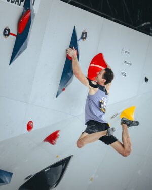 Adam Ondra Instagram - A good end to the @olympics qualifier series by taking bronze 🥉 here in Budapest 👌 Brutal boulder round followed by an almost equally brutal lead route 🥵 I wish I was able to enjoy my climbing a bit more. My left shoulder was already really sore, but  I am glad that tomorrow is rest and it will heal very quickly 🤞

Congrats to everyone who made it to the Olympics❗But also to the ones who just did not make it this time☝️The level of climbers was enormous, both for women and men! Special congrats for today’s victory, @sam_avezou, and silver medal, @leedo_ss 🤜🤛

And you ⭐ all too @albertogines_, @yannick_flohe, @alexandermegos, @hannipan_, @pauljenft, @hamish_mcarthur, @saschalehmann, @lukapotocar, @yfei_pan, @brookeraboutou, @nonaka_miho, @erinmcbeast, @chaehyun.s, @luozhilu_lucy, @jenya_kazbekova, @mia.krampl, @lucia.doerffel, @zelia_avezou, @camilla.moroni, @laura.rogora and @mollyts123.

Last but not least, thanks to amazing crowd in Budapest 🇭🇺

Check out the results, the link is in BIO. 

Cool photos by @pet.phot

#climbing #sportclimbing #bouldering #leadclimbing #olympics #budapest 

@horosvaz.cz @olympijskytym @olympcsmv 

@mammut_swiss1862 @lasportivagram @euroholds @mix.it
@hudysport @rohlik.cz @sensfoods @211_zpmvcr @mercedesbenz_autojihlava @drwittczsk @the_playbook_house @veolia_cz Cardion