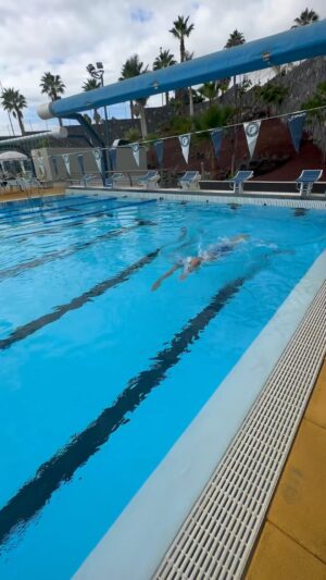 Adam Walker Instagram - Day 2 Tenerife Swim Camp  @tenerife_top_training 

Demonstrating gliding & sighting with no loss of speed.

Tip tips:

1. Rise up just enough to clear your eyes.
2. Breathe separately don’t breathe & sight. 
3. Hold front arm under water to glide & sight. 
4. Keep legs together when sighting to reduce drag.
5. Keep arms in line with the hips and out of the eye line when sighting. 

Next 3 day Tenerife Swim Camp 26th January 
Checkout oceanwalkeruk.com
#swimming #swimfaster #swimbetter #swimeasy #triathlon #triathlete