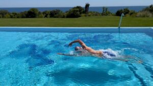 Adam Walker Instagram - The Easiest 1 min 15 sec per 100m pace you will ever do. The most efficient way to maximise speed with much less effort than conventional flat swimming. 

How???

The most amount of glide possible due to a 90 degree rotation which creates a huge glide. It means No crashing through the water using a crazy amount of energy.  Perfect for open water & triathlon swimming. Don’t waste unnecessary energy any more. 

Next Swim Camps:
6th Jan - 1 day Devon 
20th Jan - 2 day Ireland 
27th Jan - 3 day Tenerife 
3rd Feb & 16th March - 1 day London 
24th Feb - 2 day Glasgow 
12th April - 5 day Maldives
20th May - 5 day Turkey 

To book go to oceanwalkeruk.com

#oceanwalkertechnique #swimfaster #triathlon #triathelete #tri #openwaterswimming #swimbikerun #swim #swimming