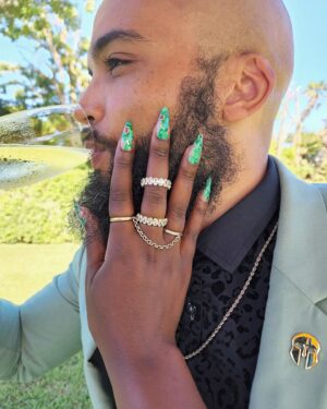 Adamma Ebo Instagram - Pretty ass nails feat. my pretty ass man. 💅🏿

{almost a lost file} 
{set from @clawcollective}