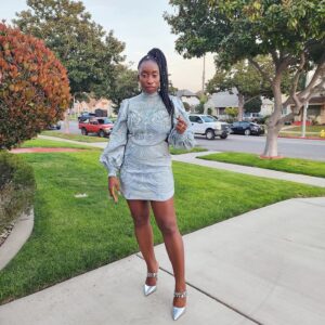 Adamma Ebo Instagram - The @filmindependent Spirit Awards were absolutely dreamy. 
First nomination experience was dope, and major congrats to all the nominees and winners. 

Indie films are the reason I first believed I could even be a filmmaker. There's something magical about em - and yesterday captured that for sure. 

Keep making movies y'all. I know I will be✌🏿🤟🏿

Hair: @richardnormangrant 
Makeup: @shadaraholmes.mua