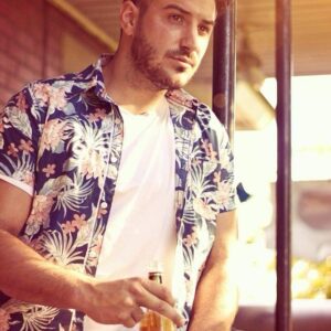 Adamo Marinacci Instagram - Une bière qui fait réfléchir 🤔
Est ce que ça vous prends vraiment une raison pour une bonne mousse froide?! Moi,... non. 
@mgd_ca #cestlheureMiller #commandité
📸 : @laurent_rioux_photographie