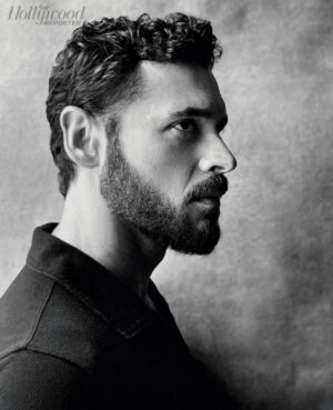 Adan Canto Instagram - I’m thrilled and excited for all of you to watch #BRUISEDTHEMOVIE , a powerful film directed and starred by @halleberry , premiering at @TIFF_NET . Halle plays a washed-up MMA fighter whose passion for the sport is rekindled when her boyfriend, played by your truly, tricks her into attending an underground fight. Such an honor to work with such a great artist. A true actor’s Director.
Photo credit @hollywoodreporter .

https://www.hollywoodreporter.com/gallery/toronto-hollywood-reporters-photo-portfolio-with-regina-king-david-oyelowo-rosario-dawson-and-more/1-david-oyelowo-the-water-man