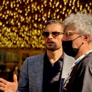 Adan Canto Instagram - Behind the scenes with these great people. It was a delight playing Arman Morales.
Don’t miss the finale tonight on FOX 9/8 central.

@cleaningladyfox 
#behindthescenes