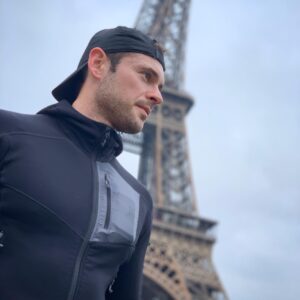 Adan Canto Instagram - Last 2018 run! Thank you all family, friends and colleagues for making this year such a blessing for me. Absolutely blessed and humbled by such amazing people. I send you all my love and best wishes for 2019. #happynewyear2019 ! Go get it..!