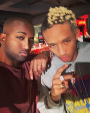Adande 'Swoozie' Thorne Instagram - first selfie I take in 97 years and it comes out blurry
