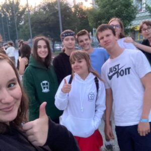 Adéla Heftyová Instagram - dvor 2023 🎉🩷 #gjh