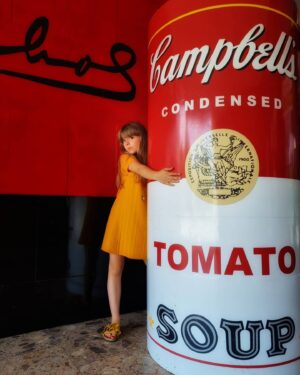 Adéla Heftyová Instagram - Za umením do Medzilaboriec 🍅 #andywarhol #art #popart #modernart #campbellsoup