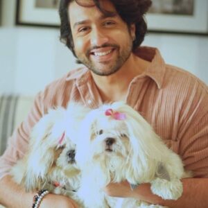 Adhyayan Suman Instagram - It’s Valentine’s Day, and here's a special song for the love(s) of your life sung by the one and only!

If your pooch is the love of your life too, sing this song to them, record a video, and post it tagging @dogseechew and @adhyayansuman. The best entries win free goodies!

Product: @dogseechew
Voice: @adhyayansuman
Lyrics & Composition: @abeyarchit 

#dogsee #dogseechew #dogseecrunch #dogseefamily #valentine #valentinesday #valentines #valentineday #valentinegift #dogtreats #dogsofinstagram #dogs #dog #petlovers #dogfoodie #puppylove #happydog #dogfood #dogs #petshop #petfood #dogtreats #healthydogfood #petshoponline #dogstagram #dogoftheday#healthydogtreats #treats #puppylove #naturaldogtreats