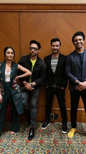 Adhyayan Suman Instagram - When Tinka went for #Aashram3 promotions with the cast and crew! 🥳🤍🎸🔥 #fyp #TinkaSingh