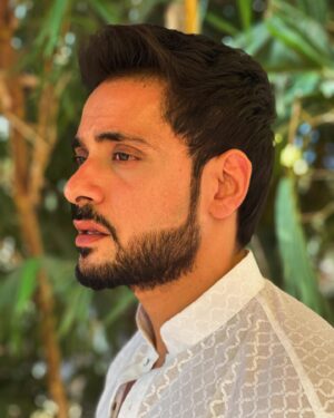 Adnan Khan Instagram - Now, is the youngest you’re ever going to be. Now is the healthiest people around you are going to be. Now, is the most fun you can have. Now, is when you should call your friends. Now, is when you should love. Now, is where we should be living. Not yesterday, not tomorrow. Now, is the best gift you’re ever going to get. Use it well. 
#adnan_a_khan #quote #inspiration #mood #becontent