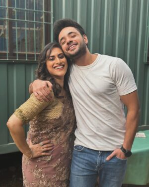 Adnan Khan Instagram - This wouldn’t be complete without you. my “B”, your warmth and genuine care are like a tight hug on a rainy day. You are so full of light and life. Please never change . And GIVE ME FREE COOKIES!! @bidisha_ghosh_sharma 
#teji #viaan