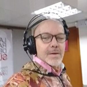 Adolfo Cubas Instagram - La Araña Noel Petro