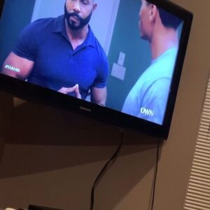 Adrian Conrad Instagram - YO IM ON TV!! Blessings🙏🇬🇳 Check me out on #havesandhavenots on @owntv Tuesdays at 8pm 

#aesthetic #aesthetics #abs #bodybuilding #bodybuilder #cardio #drive #fit #fitness #fitfam #fitspo #gym #gains #goals #gymtime #gymmotivation #motivation #workout