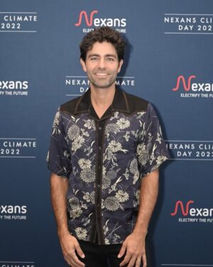 Adrian Grenier Instagram - Had a great time talking about ocean conservation with Stephanie Cain at the Nexans Third Annual Climate Day in NYC #NexansClimateDay