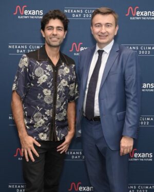 Adrian Grenier Instagram - Had a great time talking about ocean conservation with Stephanie Cain at the Nexans Third Annual Climate Day in NYC #NexansClimateDay