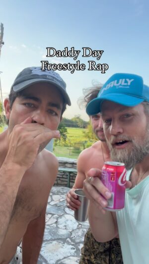 Adrian Grenier Instagram - Father’s Day Freestyle Rap Flows with my Bros! @adriangrenier & friends. 

If you’re a Papa Bear, then we hope you’re living large. 
It’s free-style so we don’t even charge. Just having fun celebrating the gift of being Fathers! 

Can you dig it?
