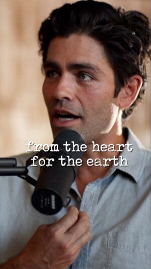 Adrian Grenier Instagram - A beautiful mission - @earthspeed 
A new connection to our planet- @worldviewspace 
Two beautiful projects to support ❤️

share the message and the love. 
stars destruct. Episode #4 

Watch it on Spotify, YouTube, & Rumble