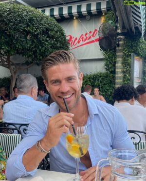 Adrián Pedraja Instagram - Lugar que no falla en #Marbella