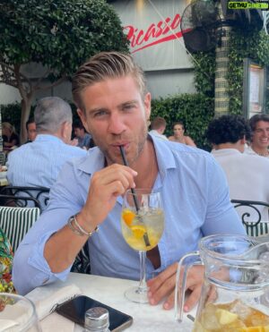 Adrián Pedraja Instagram - Lugar que no falla en #Marbella