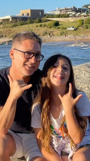 Adrián Suar Instagram - Feliz cumpleaños, Margarita. Mi hija, la más luminosa, el amor de mi vida. ❤ ️