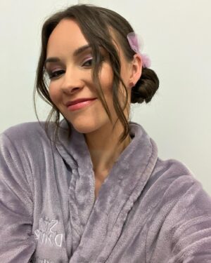Adriana Mašková Instagram - 100.díl SD
💋 Make up check ✔️
👗Šatičky check ✔️
❤️ Červená check ✔️
🍩 Koblihy check ✔️