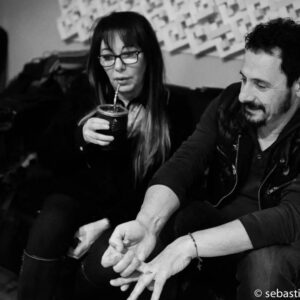 Adriana Varela Instagram - Grabación de Avellaneda, rodeada de afectos y talentos. Gracias @fitopaezmusica @aznar_pedro @ricardomolloposta @ladixonmusic @raffvarela @luisvolcoff @caergroyden @macri.marcelo @estudiodelparral
PH @sebasmiquel