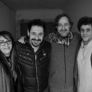 Adriana Varela Instagram - Grabación de Avellaneda, rodeada de afectos y talentos. Gracias @fitopaezmusica @aznar_pedro @ricardomolloposta @ladixonmusic @raffvarela @luisvolcoff @caergroyden @macri.marcelo @estudiodelparral
PH @sebasmiquel
