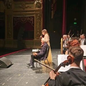 Adriana Varela Instagram - Feliz tangueando con Néstor Marconi, gracias!!! Orquesta Juan de Dios Filiberto.