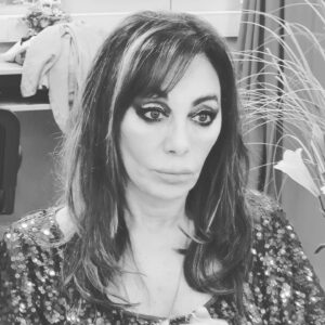Adriana Varela Instagram - Ultimando todo para tanguear en @escobar.municipio !  Gracias!