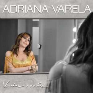 Adriana Varela Instagram - Se viene "Vida mía", un CD muy personal. El 15/7 en todas las plataformas de la mano de @disqueriargsmusic  #tango #milonga