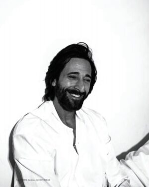 Adrien Brody Instagram - Thank you for the great interview on our movie CLEAN and the fun shoot in #nyc 🖤❄️ @theglassmagazine
Photographer @kat_in_nyc
Stylist @seppetirabassi
Creative director @dionemdavis
Grooming @rheannewhite
Digit tech @baileysondag
Photography assistant Ros Hayes @ifcfilms  #cleanmovie