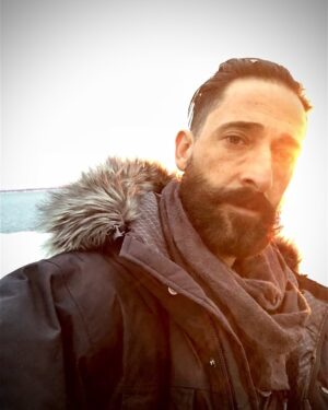 Adrien Brody Instagram - It’s a beautiful day 🛠CLEAN🛠 is here. #Clean premiers today in theaters and on demand. Www.clean.movie/ @ifcfilms