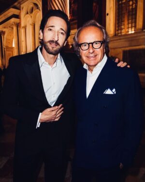 Adrien Brody Instagram - 👞 ✨ 🎨 Celebrating Italian craftsmanship and tradition with my friends @tods at La Biennale di Venezia 🇮🇹 
#tods #todsvenezia