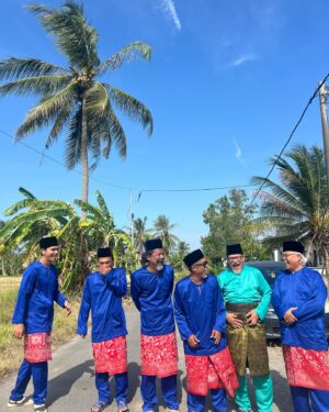 Aedy Ashraf Instagram - 5 decades in 1 film.
#dariyongpengkekodiang