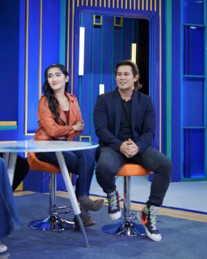 Afdhal Yusman Instagram - Keseruan siang tadi di @rumpi_ttv bareng @revi_mariska_real , pada nonton ga? gmn pendapat sobat semuanya??

📸 @dapikafdhalyusman