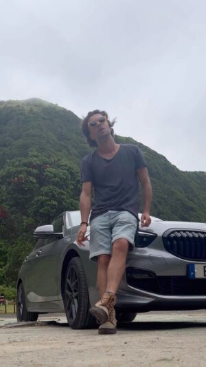 Afonso Pimentel Instagram - O #bmwserie1 acompanhou-me nas aventuras pela ilha fora, mas não houve uma única curva em que eu não me tenha lembrado da #bmwf900gs 
@bmwmotorradpt /// @auto.acoreana.bmw