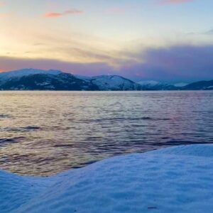 Agnes Born Instagram - January sky ☁️

.
.
.
.
.
.
#soothing#timelapse#clouds#mindfullness#january#beauty#pink#pinksky#pastel#mountains#fjords#winterland#palettes#mørketid#helgeland#nrkvær#visitnorway#nordland#norway