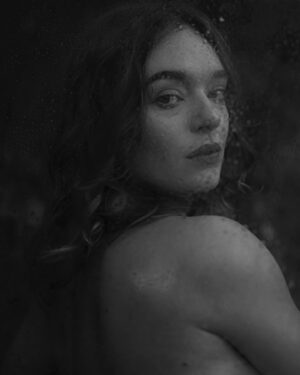 Agnes Born Instagram - Thank you @fotograflinneasyversen

Had the most amazing time taking these photos.
We wandered off into this dreamy and melancholic landscape. I was able to relax in front of the camera in a way I have not done before. 
To be continued.

#bnw_captures#bnwphotography#portrait#dreamy#photography#LinneaSyversen