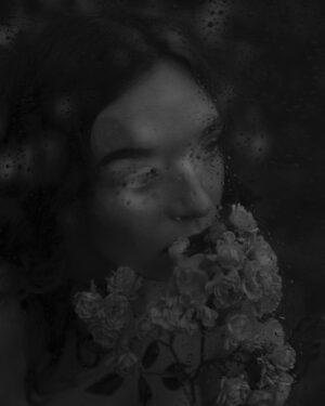 Agnes Born Instagram - Thank you @fotograflinneasyversen

Had the most amazing time taking these photos.
We wandered off into this dreamy and melancholic landscape. I was able to relax in front of the camera in a way I have not done before. 
To be continued.

#bnw_captures#bnwphotography#portrait#dreamy#photography#LinneaSyversen