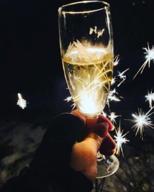 Agnes Born Instagram - Happy New Year!🌟
The best is yet to come.
#happynewyear#fuck2020#newyear#thebestisyettocome#lovemore#welcome2021#celebrate#picoftheyear#takecare#smile#shine#comeraincomeshine #sparkling#love#champagne#nordland#norge#norway